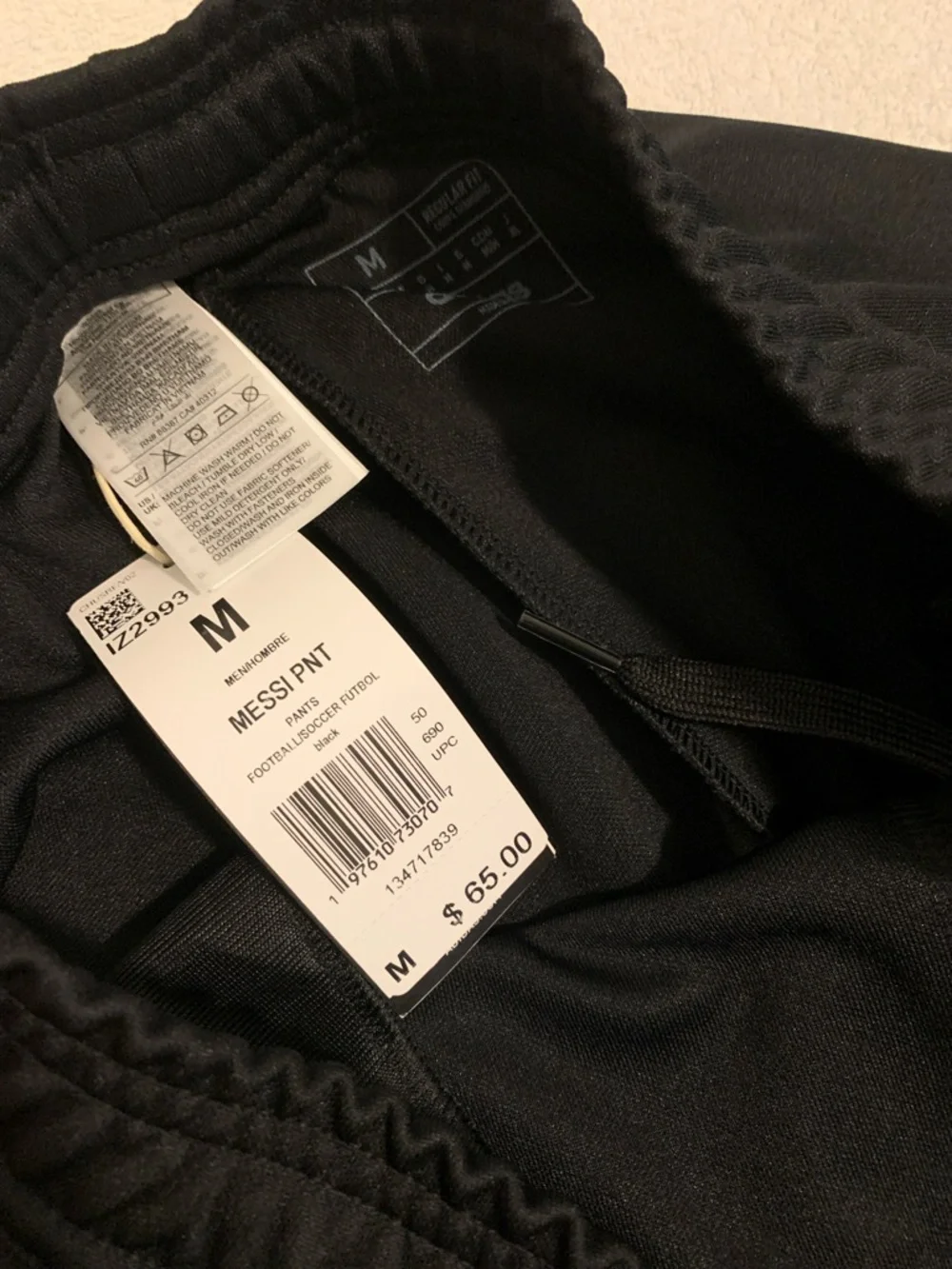 Men’s adidas Messi soccer pants! NWT - Picture 4 of 4